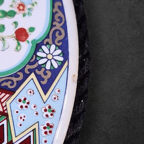 Vintage Japanese Imari Ceramic Trivet Pair Peacocks Floral Wall Hangings Cork - Picture 6 of 8